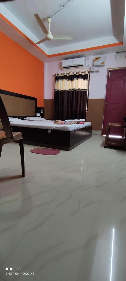 Hotel Samrat Puri