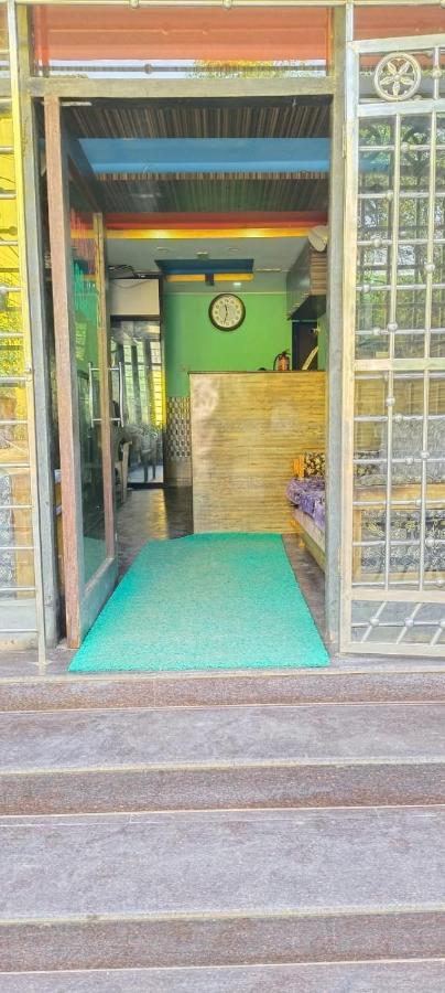Hotel Samrat 2*