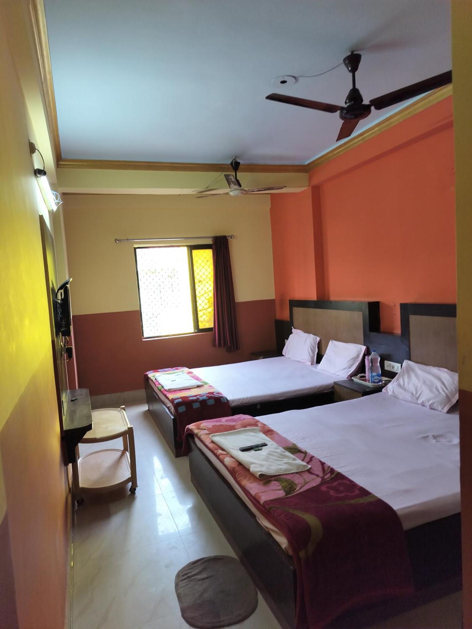 Hotel Samrat Puri